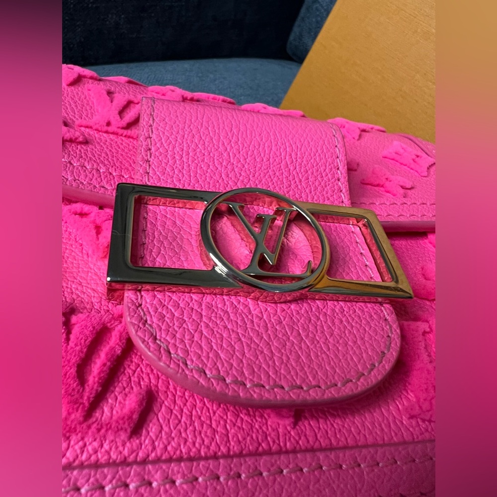 Louis Vuitton Dauphine PM monogram Neon Tuffetage bag - Picture 6 of 12